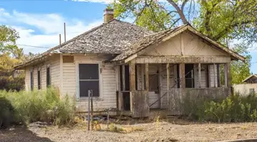 Damaged Houses